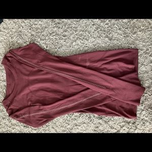 this super cute shirt is lulu and long sleeve!